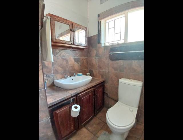 5 BEDROOM HOUSE FOR SALE IN SASOLBURG EXT 15